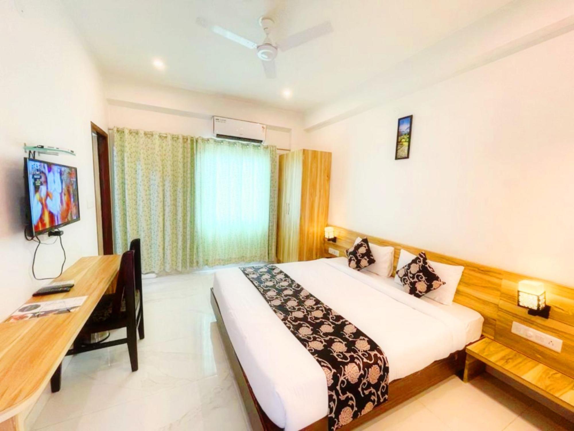 Hotel The Celebration By Amod Best Hotel & Rooftop Udaipur Eksteriør billede